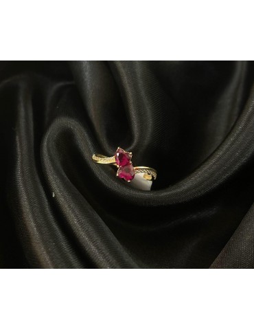 Női gyűrű 2 sötét rózsaszín sziv alakú kővel
